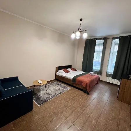Old City Apartment With Parking Lviv Exterior photo